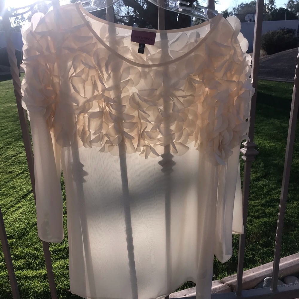 ANTHONY studio White Blouse with Petals